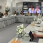 Wali Kota Padang Fadly Amran memimpin rapat koordinasi darurat penanganan dampak kekeringan di Gedung Putih Rumah Dinas Wali Kota, Senin (26/1/2026). (Foto: Diskominfo Padang)