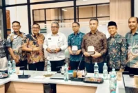Sekdakab Solsel, Dr. H. Syamsurizaldi menghadiri pembahasan RKAB di Direktorat Jenderal Energi Baru, Terbarukan, dan Konservasi Energi (EBTKE), Cikini, Jakarta, Kamis (9/1/2026). (Foto: Humas Pemkab Solsel)