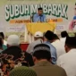 Sekdaprov Sumbar, Arry Yuswandi, menyampaikan tausiyah dalam Subuh Mubarakah di Masjid Raya Syekh Ahmad Khatib Al-Minangkabawi, Minggu (4/1/2026). (Foto: ADPSB)