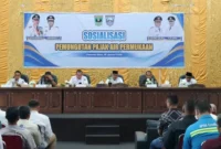 Pemprov Sumbar bersama Pemkab Pasbar menggelar sosialisasi pemungutan Pajak Air Permukaan kepada pelaku usaha di Aula Kantor Bupati Pasbar, Rabu (28/1). (Foto: Kominfo Pasbar)