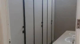 Toilet Pasar Raya Padang di Blok A kini lebih bersih dan nyaman dengan standar pusat perbelanjaan modern. (Foto: Diskominfo Padang)