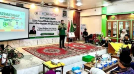 Wali Kota Padang, Fadly Amran menyampaikan sambutan saat Tasyakuran HAB ke-80 Kemenag di Aula Kantor Kemenag Padang, Kamis (8/1/2026). (Foto: Diskominfo Padang)