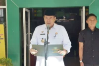 Wali Kota Pariaman Yota Balad memimpin upacara Hari Amal Bakti (HAB) ke-80 Kementerian Agama RI tingkat Kota Pariaman, Sabtu (3/1/2026). (Foto: Kominfo Pariaman)