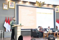 Wali Kota Padang, Fadly Amran dalam Rapat Koordinasi Finalisasi R3P Hidrometeorologi Sumbar di Auditorium Gubernur Sumbar, Kamis (8/1/2025). (Foto: Prokopim Padang)