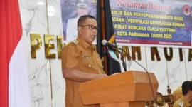 Wakil Wali Kota Pariaman Mulyadi membuka uji publik dan penyepadanan data kerusakan rumah akibat bencana cuaca ekstrem di Kota Pariaman Tahun 2025, Senin (26/1/2026). (Foto: Kominfo Kota Pariaman)