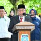 Wakil Wali Kota Padang, Maigus Nasir menjadi inspektur upacara peringatan HAB ke-80 Kemenag RI Tingkat Kota Padang, Sabtu (3/1/2026). (Foto: Prokopim Padang)