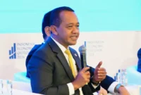 Menteri ESDM Bahlil Lahadalia dalam forum Indonesia Economic Outlook di Jakarta, Jumat (13/2). (Foto: Kementerian ESDM)