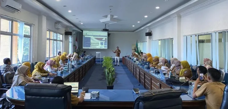 Pemkab Pasbar memfasilitasi Bimtek Coretax bagi ASN untuk pelaporan SPT Tahunan Pajak 2025. (Foto: Diskominfo Pasbar)