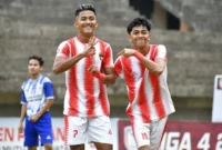 Carel Syadef cetak hattrick saat PSP Padang kalahkan Kompak Kampung Pisang 6-1 di Stadion Utama Sumbar, Padang Pariaman, Senin (2/2/2026). (Foto: Diskominfo Padang)