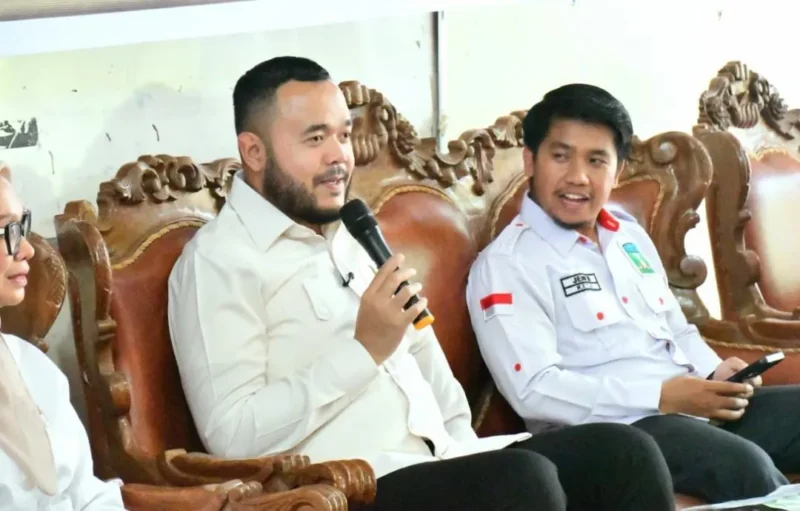 Wali Kota Padang, Fadly Amran menjadi narasumber dalam Stadium General DPMK-TFI 2026, yang digelar PW KAMMI Sumbar di Aula Tahura Bung Hatta, Rabu (4/2/2026). (Foto: Prokopim Padang)
