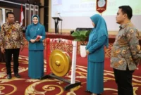 Sekretaris Daerah Kabupaten Pessel, Zainal Arifin menghadiri peluncuran GEMA PKK se-Kabupaten Pessel di Painan Convention Center, Kamis (29/1). (Foto: Pemkab Pessel)