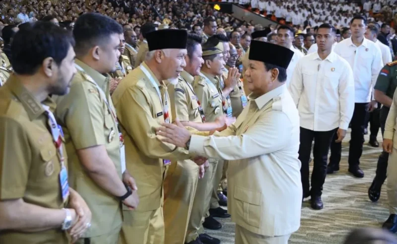 Gubernur Sumbar, Mahyeldi Ansharullah saat menghadiri Rakornas Pemerintah Pusat dan Daerah Tahun 2026 di SICC, Kabupaten Bogor, Jabar, Senin (2/2/2026). (Foto: ADPSB)