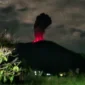 Gunung Marapi kembali mengalami erupsi pada Kamis (5/2/2026) pukul 22.25 WIB. (Foto: WAG Marapi Information)