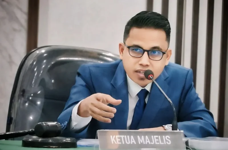 Idham Fadhli Jabat Ketua KI Sumbar. (Foto: Ist)