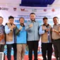 Wali Kota Padang, Fadly Amran menghadiri penyerahan bantuan TJSL dari PT PLN (Persero) kepada Kampung Siaga Bencana Ulak Karang Selatan di Kantor Lurah Ulak Karang Selatan, Kamis (12/2/2026). (Foto: Prokopim Padang)