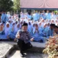 Wakil Wali Kota Padang Maigus Nasir bersama para siswa saat meresmikan Kelas Digital SMPN 32 Padang di Kelurahan Lubuk Minturun, Kecamatan Koto Tangah, Kamis (5/2/2026). (Foto: Prokopim Padang)