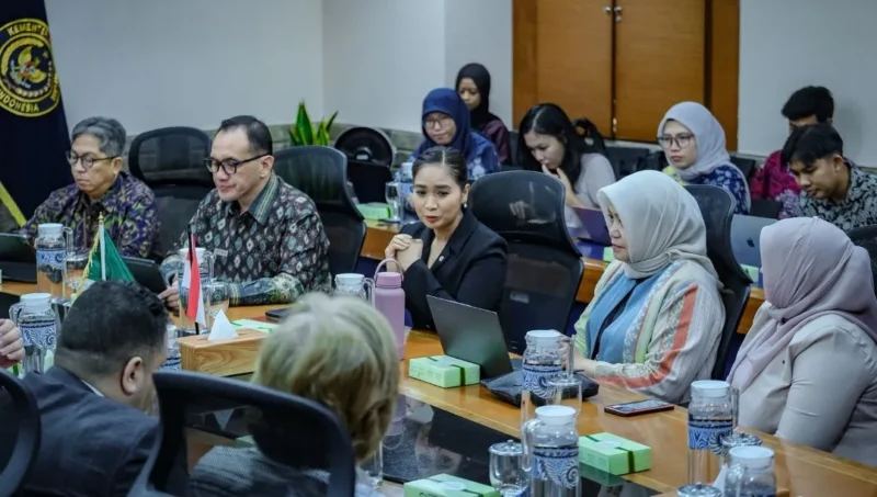 Wakil Menteri Pariwisata Ni Luh Puspa menerima kunjungan delegasi Majelis Rakyat Nasional (APN) Aljazair di Gedung Sapta Pesona, Jakarta, Rabu (21/1/2026). (Foto: Kemenpar)