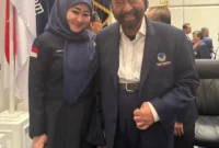 
Lisda Hendrajoni bersama Ketua Umum Partai Nasdem, Surya Paloh. (Foto: Dok. TA Lisda)