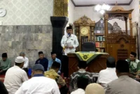 Wakil Wali Kota Padang Maigus Nasir saat Safari Ramadan Pemko Padang di Masjid Al-Hijriyah, Perumnas Siteba, Selasa (24/2/2026) malam. (Foto: Diskominfo Padang)
