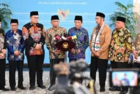 Menag Nasaruddin Umar bersama para pimpinan ormas Islam dan tokoh agama usai bertemu Presiden di Istana Merdeka, Jakarta, Selasa (3/2/2026). (Foto: Kemenag)
