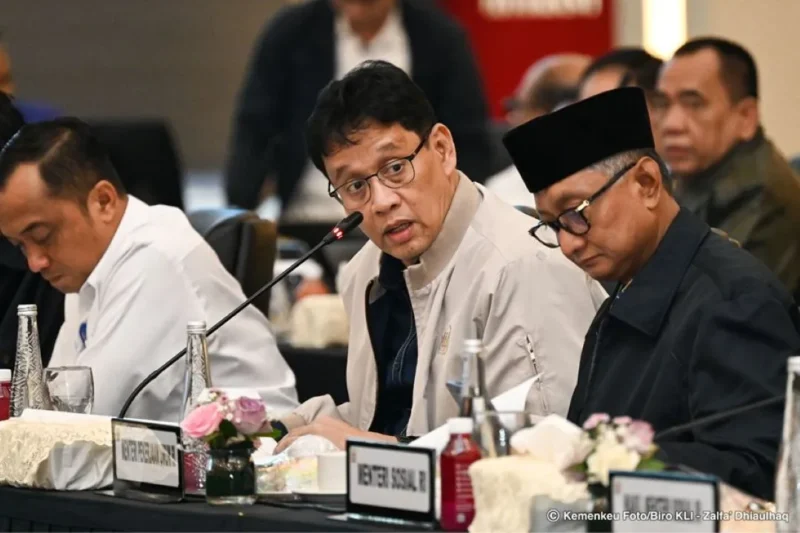 Menteri Keuangan Purbaya Yudhi Sadewa dalam Rapat Koordinasi Satgas Pemulihan Pasca Bencana Sumatera di Senayan, Rabu (18/2/2026). (Foto: Kemenkeu)