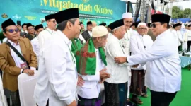 Presiden Prabowo Subianto pada acara Mujahadah Kubro Satu Abad NU di Stadion Gajayana, Kota Malang, Provinsi Jawa Timur, Minggu (8/2/2026). (Foto: BPMI Setpres)