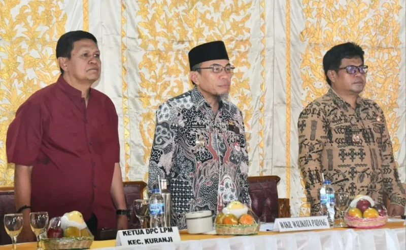 Wakil Wali Kota Padang, Maigus Nasir membuka Musrenbang RKPD Tahun 2027 tingkat Kecamatan Kuranji di Gedung Serbaguna Serumpun, Kelurahan Kuranji, Kamis (5/2/2026). (Foto: Prokopim Padang)