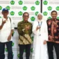 Rektor Universitas Bung Hatta, Diana Kartika bersama Tim 9 Rekonsiliasi Organisasi Alumni. (Foto: Ist)