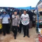 Wali Kota Payakumbuh, Zulmaeta bersama Wakil Wali Kota Payakumbuh Elzadaswarman meninjau Pasa Pabukoan di area bekas Gedung Bioskop Karya, Kamis (19/2/2026). (Foto: MC Payakumbuh)