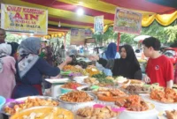 Suasana Pasa Pabukoan di RTH Imam Bonjol tahun 2025 lalu. (Foto: Diskominfo Padang)