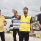 Wakil Bupati Mentawai Jakop Saguruk mendampingi Anggota Komisi V DPR RI, Zigo Rolanda, saat kunjungan kerja di Kabupaten Kepulauan Mentawai, Senin (16/2/2026). (Foto: Prokopim Mentawai)
