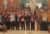 Wali Kota Padang, Fadly Amran menghadiri pelantikan Pengurus Himawar Padang periode 2026-2030 di Gedung Bagindo Aziz Chan Youth Center, Minggu (15/2/2026). (Foto: Prokopim Padang)