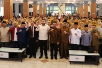 Wali Kota Padang, Fadly Amran menghadiri kegiatan Pembinaan Iman Siswa-Siswi Kristen Tahun 2026 di Gedung Bagindo Aziz Chan Youth Center, Senin (23/2/2026). (Foto: Prokopim Padang)