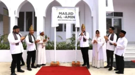 Wali Kota Padang Fadly Amran meresmikan Masjid Al-Amin di Pondok Pesantren Darul Ulum, Kelurahan Lubuk Minturun, Kecamatan Koto Tangah, Jumat (13/2/2026). (Foto: Prokopim Padang)