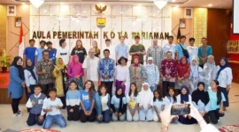 Asisten Pemerintahan dan Kesejahteraan Rakyat Setdako Pariaman, Elvis Chandra menyambut Peserta Program Pertukaran Pelajar YARI dan Eno School Finlandia di Balaikota Pariaman, Kamis (5/2/2026). (Foto: Kominfo Kota Pariaman)