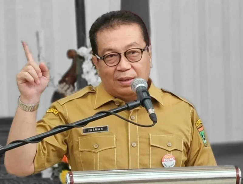 Pj Sekda Kabupaten Dharmasraya Jasman Dt Bandaro Bendang. (Foto: Pemkab Dharmasraya)