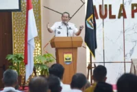 Wali Kota Pariaman Yota Balad membuka Forum Konsultasi Publik Rancangan Awal Ranwal RKPD Kota Pariaman Tahun 2027 di Aula Balaikota Pariaman, Rabu (11/2/2026). (Foto: Kominfo Kota Pariaman)