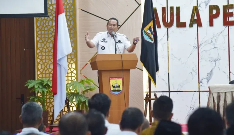 Wali Kota Pariaman Yota Balad membuka Forum Konsultasi Publik Rancangan Awal Ranwal RKPD Kota Pariaman Tahun 2027 di Aula Balaikota Pariaman, Rabu (11/2/2026). (Foto: Kominfo Kota Pariaman)