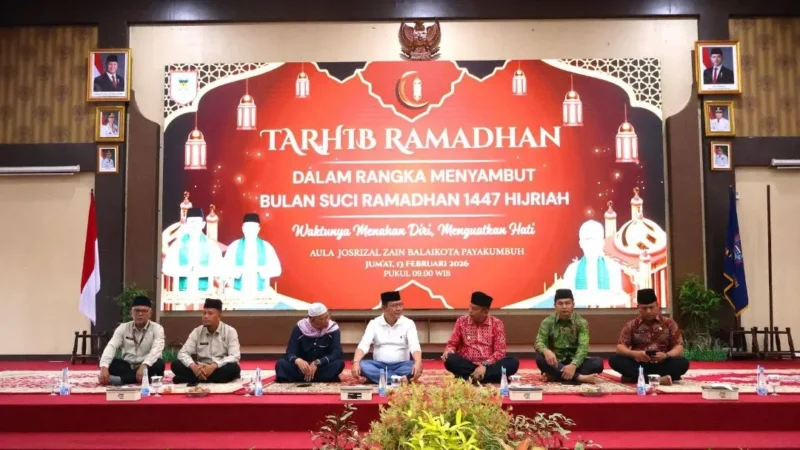 Pemko Payakumbuh menggelar kegiatan Tarhib Ramadhan dalam rangka menyambut Bulan Suci Ramadhan 1447 Hijriah di Aula Josrizal Zein, Lantai 3 Balai Kota Payakumbuh, Jumat (13/2/2026). (Foto: MC Payakumbuh)
