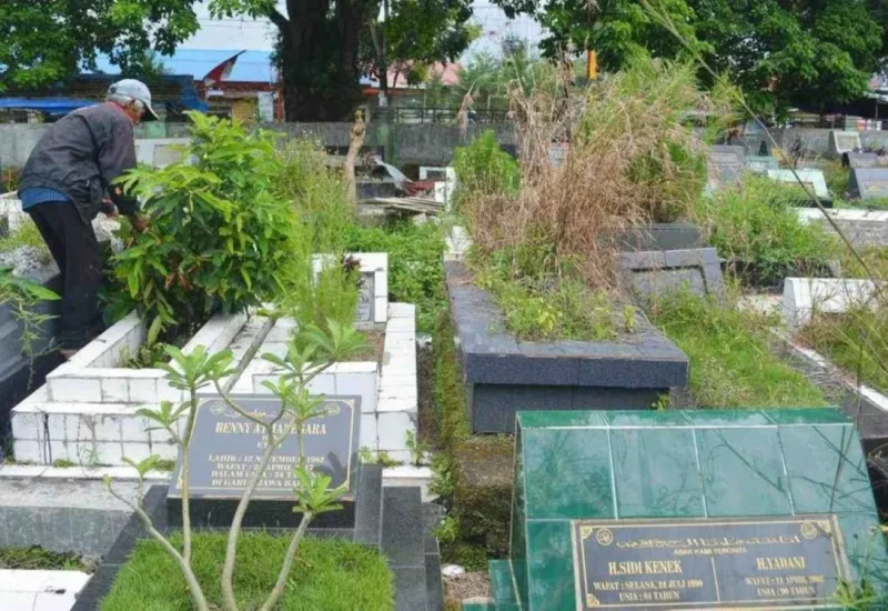 Total tunggakan retribusi makam di tiga TPU Pemko Padang mencapai sekitar Rp1,5 miliar. (Foto: FB Diskominfo Padang)