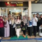 Ketua Dekranasda Kota Padang Panjang, Maria Feronika Hendri bersama rombongan mengunjungi unit usaha Minang Kayo, Rabu (25/2/2026). (Foto: Kominfo Padang Panjang)