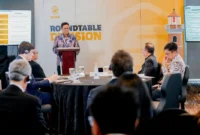 Wakil Menteri ESDM Yuliot saat Roundtable Discussion bertema Peta Jalan Dekarbonisasi Industri Indonesia 2026, Selasa (3/2). (Foto: Kementerian ESDM)