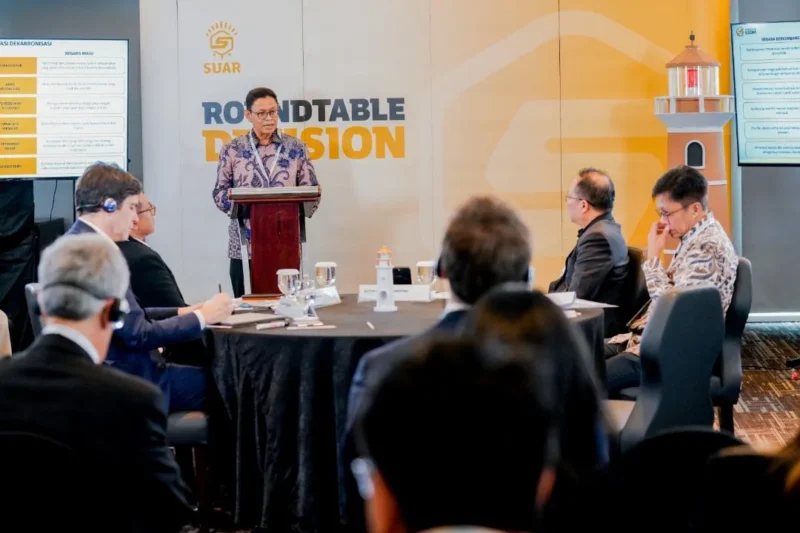 Wakil Menteri ESDM Yuliot saat Roundtable Discussion bertema Peta Jalan Dekarbonisasi Industri Indonesia 2026, Selasa (3/2). (Foto: Kementerian ESDM)