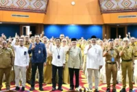 Wakil Wali Kota Padang, Maigus Nasir dalam Rakor Persiapan GPM yang diikuti camat dan lurah se-Kota Padang di Aula Anggun Nan Tongga Kantor Perwakilan BI Sumbar, Senin (23/2/2026). (Foto: Prokopim Padang)