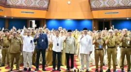 Wakil Wali Kota Padang, Maigus Nasir dalam Rakor Persiapan GPM yang diikuti camat dan lurah se-Kota Padang di Aula Anggun Nan Tongga Kantor Perwakilan BI Sumbar, Senin (23/2/2026). (Foto: Prokopim Padang)