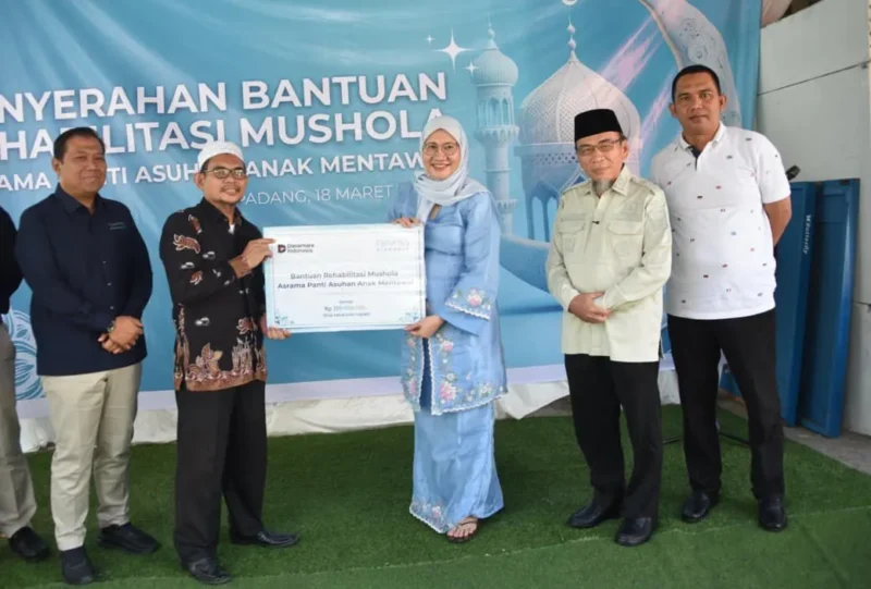 Wakil Wali Kota Padang Maigus Nasir menghadiri penyerahan bantuan rehabilitasi Musala Asrama Panti Asuhan Khusus Anak Mentawai dari PT Angkasa Pura Indonesia, Rabu (18/3/2026). (Foto: Prokopim Padang)