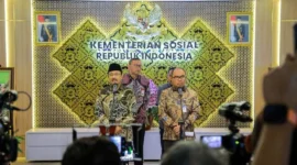 Mensos Saifullah Yusuf dalam konferensi pers di Kantor Kementerian Sosial, Jakarta, Kamis (5/3/2026). (Foto: Kemensos)