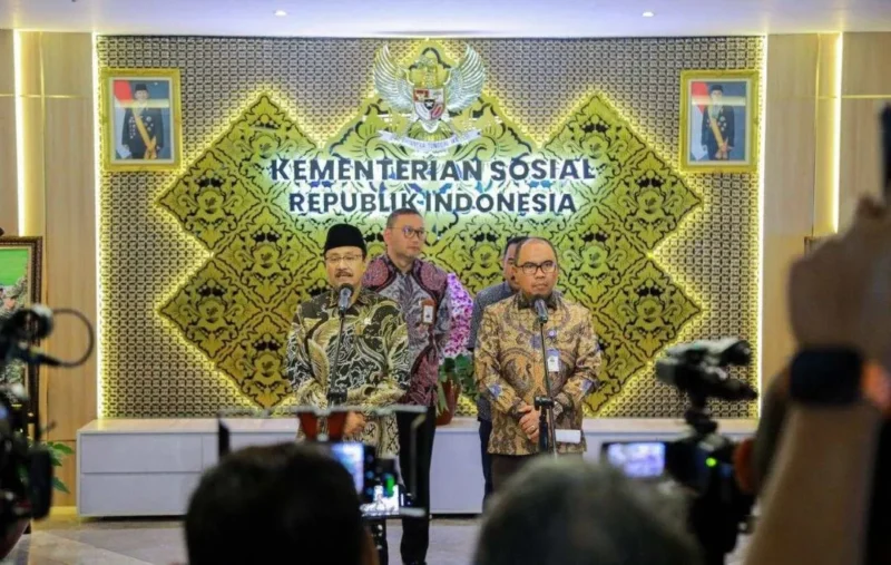Mensos Saifullah Yusuf dalam konferensi pers di Kantor Kementerian Sosial, Jakarta, Kamis (5/3/2026). (Foto: Kemensos)