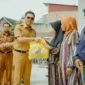 Pemkab Solsel menggelar bazar murah di Ruang Terbuka Hijau (RTH) Padang Aro, Senin (9/3/2026). (Foto: Humas Pemkab Solsel)