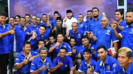 Wali Kota Padang Fadly Amran saat buka puasa bersama di Bagindo Aziz Chan Youth Center, Selasa (17/3/2026). (Foto: Prokopim Padang)